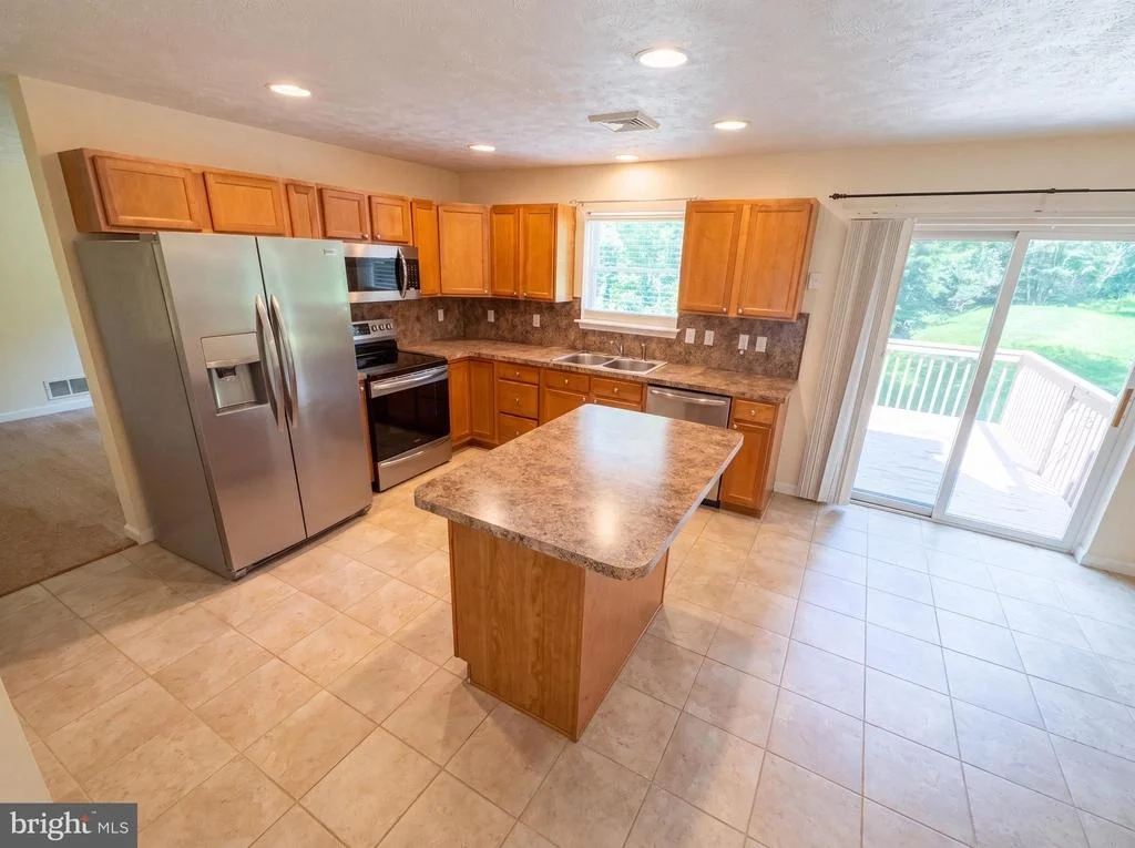 Photo of 814 CLEARVIEW DRIVE