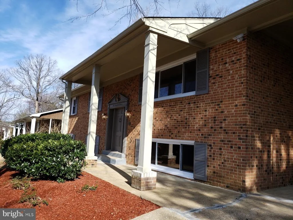 Photo of 12814 PINE TREE LANE