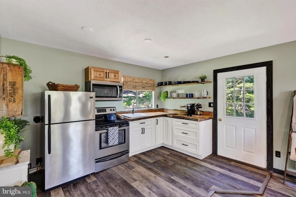 Photo of 743 MAPLE