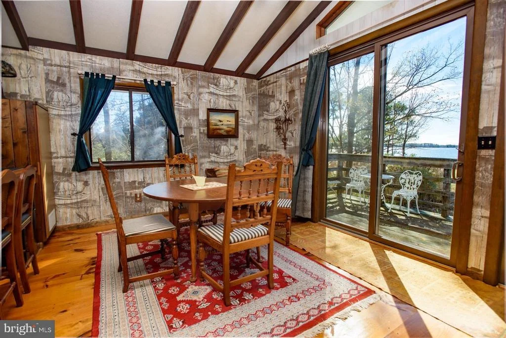 Photo of 1308 TOWN POINT ROAD
