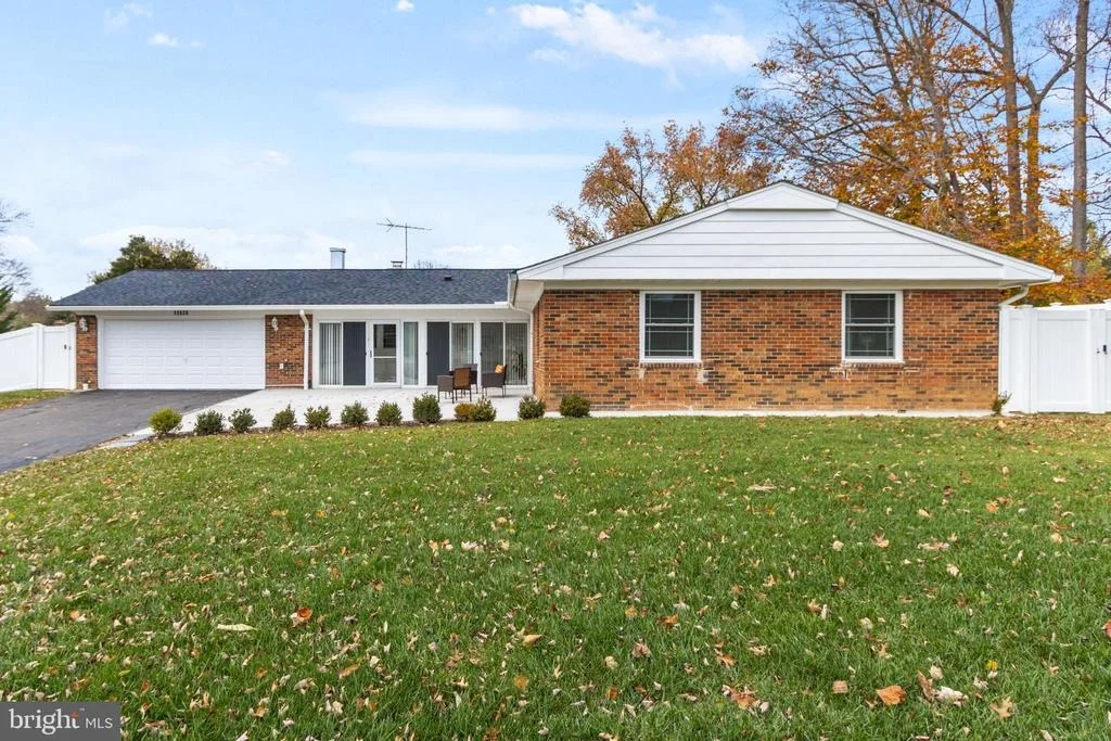 Photo of 13828 BEACON HOLLOW LANE