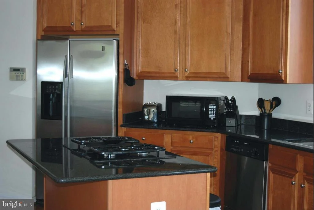 Photo of 42099 PEPPERBUSH PLACE