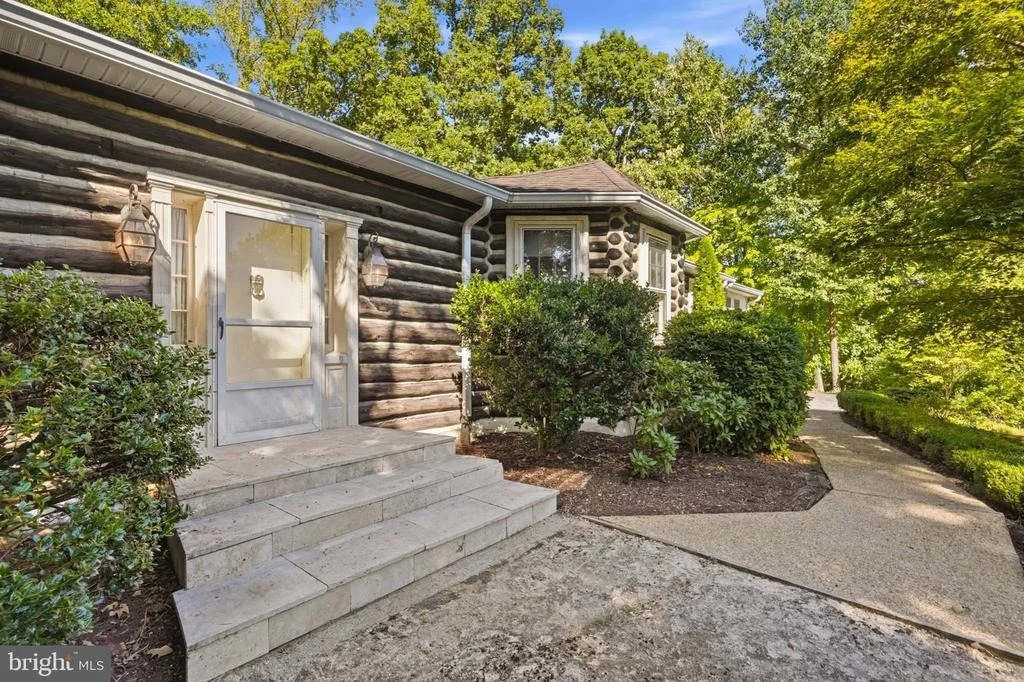 Photo of 1576 CHICKASAW ROAD