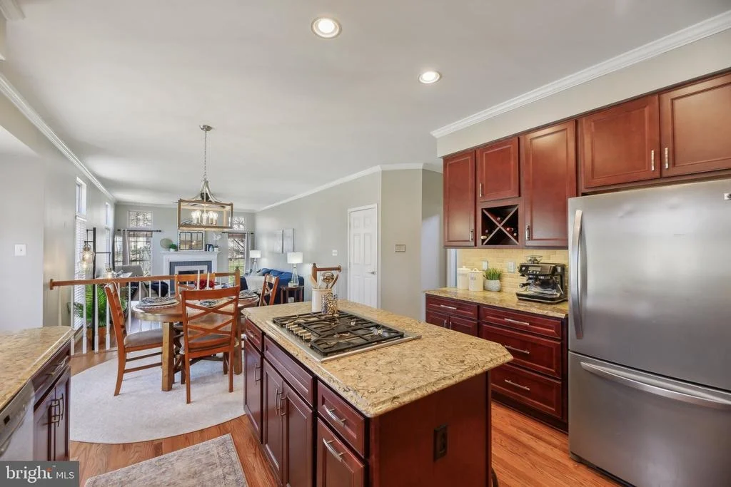Photo of 10204 CROSSCUT WAY