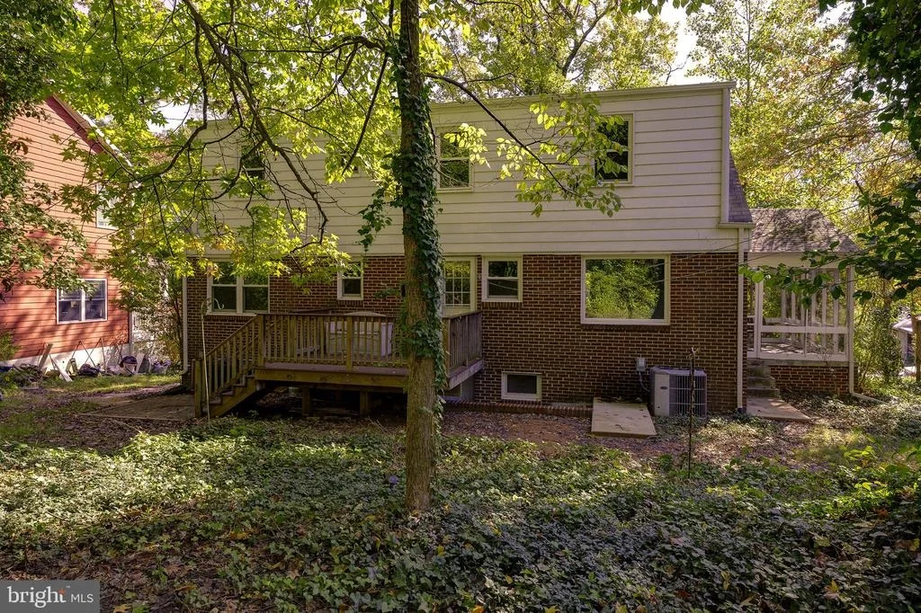 Photo of 3 LAKESIDE DRIVE