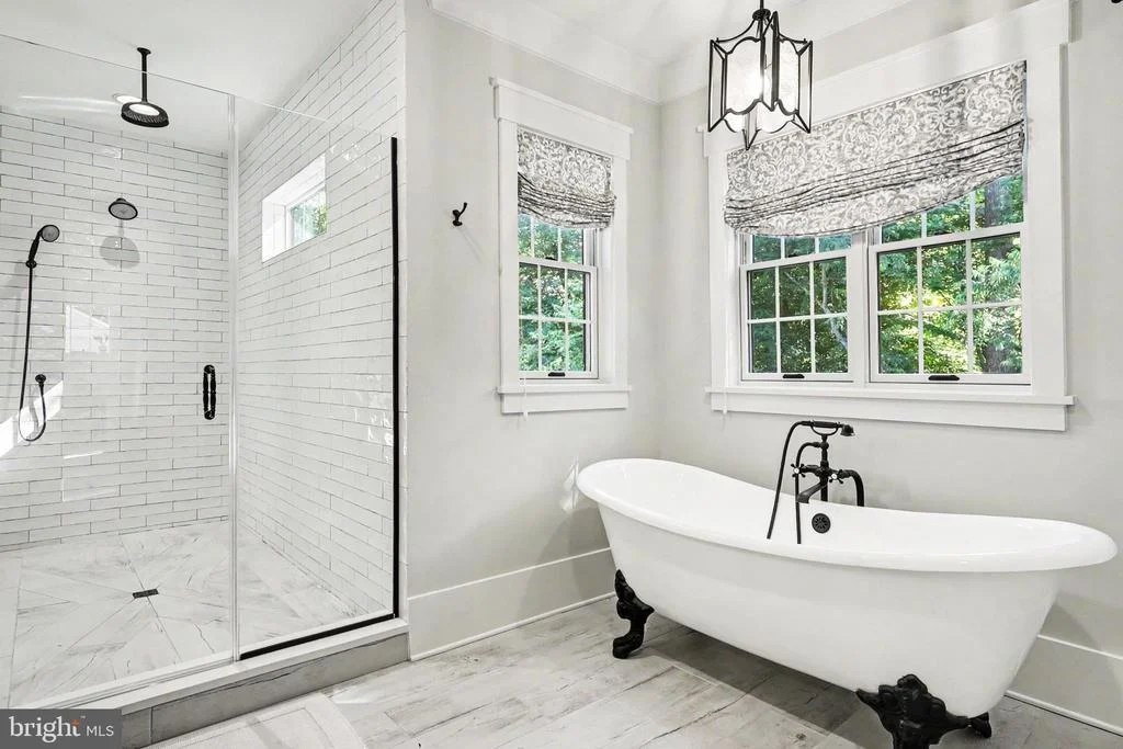 Photo of 2516 RAMBLING ROAD