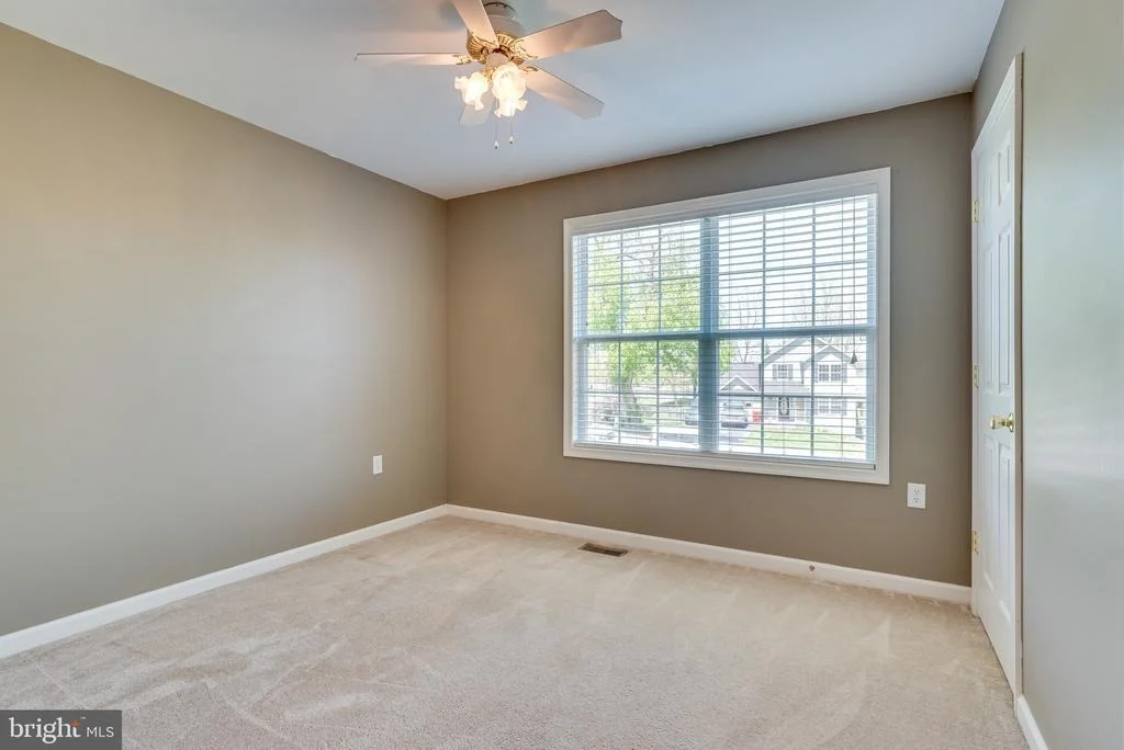 Photo of 476 OAK LEE