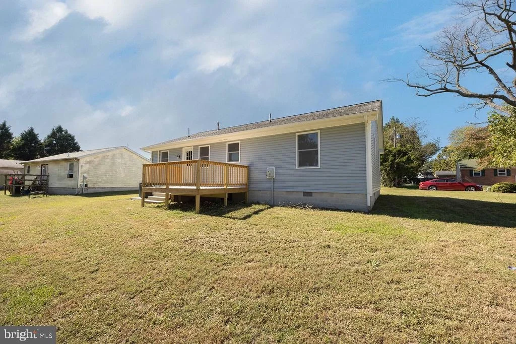 Photo of 813 PRICE ROAD