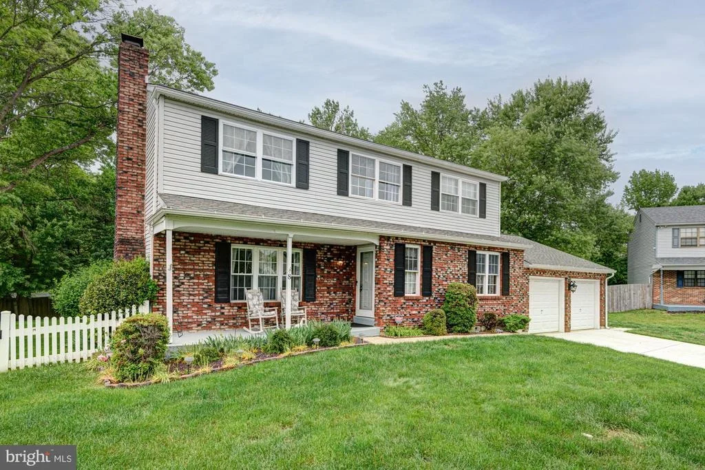 Photo of 8 RISA COURT