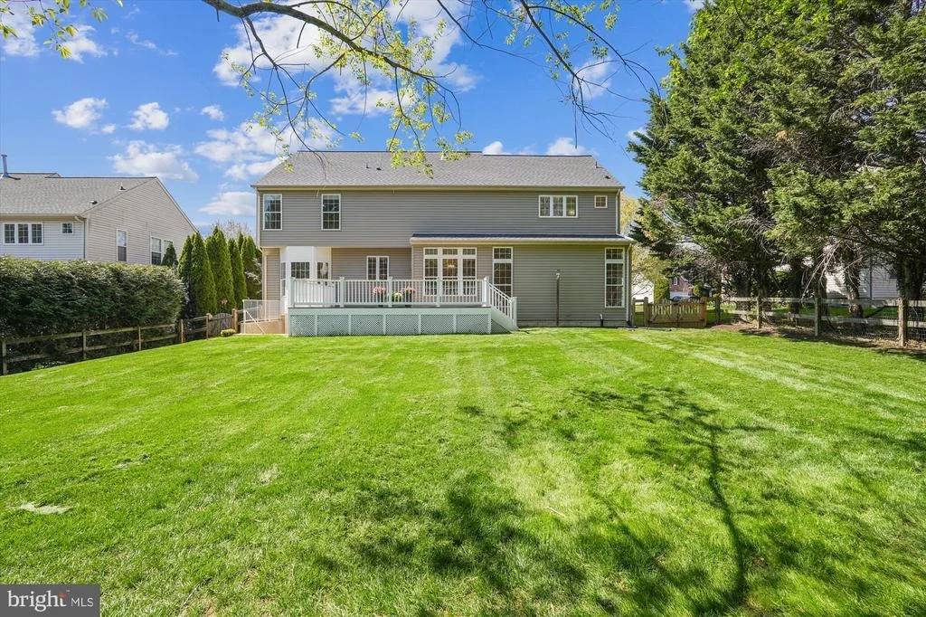 Photo of 4422 WINDING OAK DRIVE