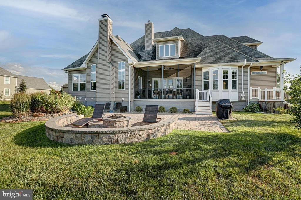 Photo of 1233 BUNKER HILL ROAD