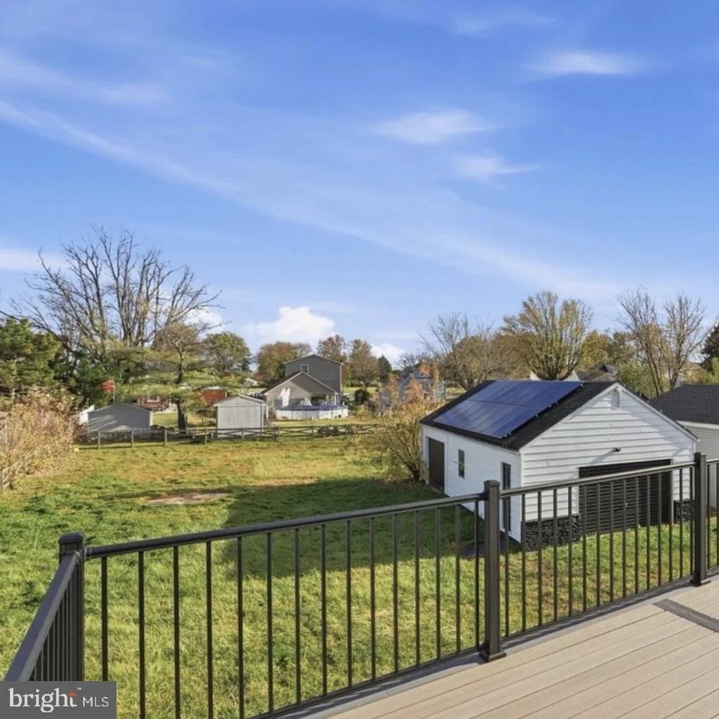 Photo of 6931 RIVER DRIVE ROAD