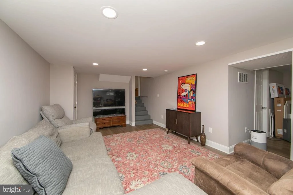 Photo of 507 HOWARD ROAD