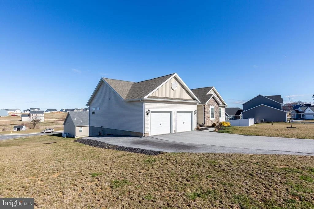 Photo of 15 KAITLYN DRIVE