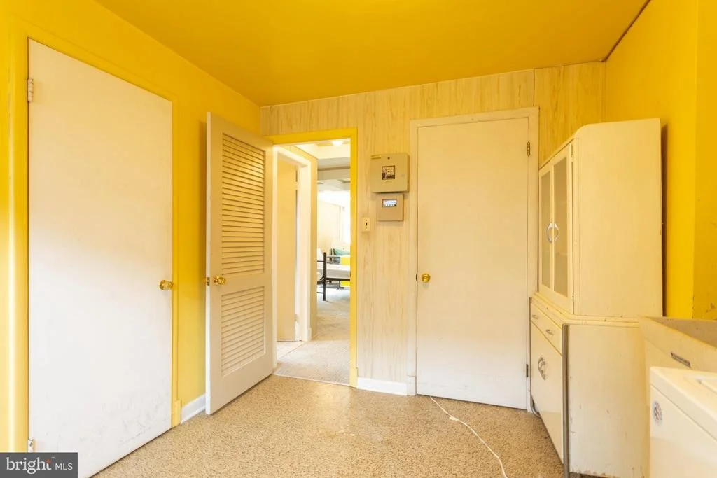 Photo of 2509 HAL CIRCLE