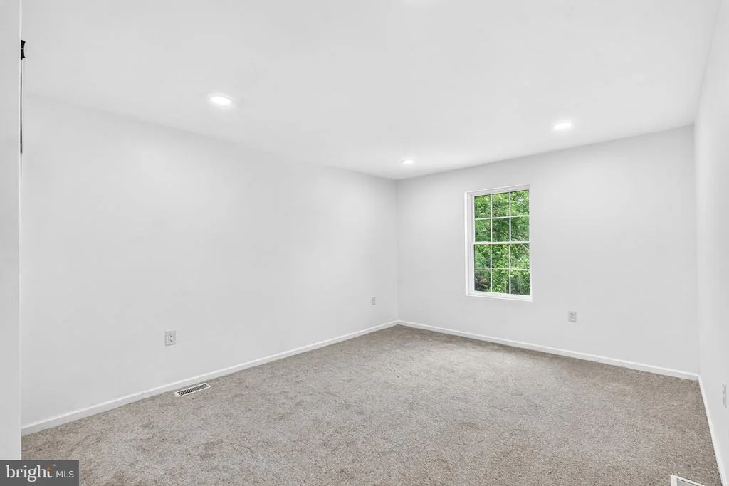 Photo of 23 GLOUCESTER AVENUE