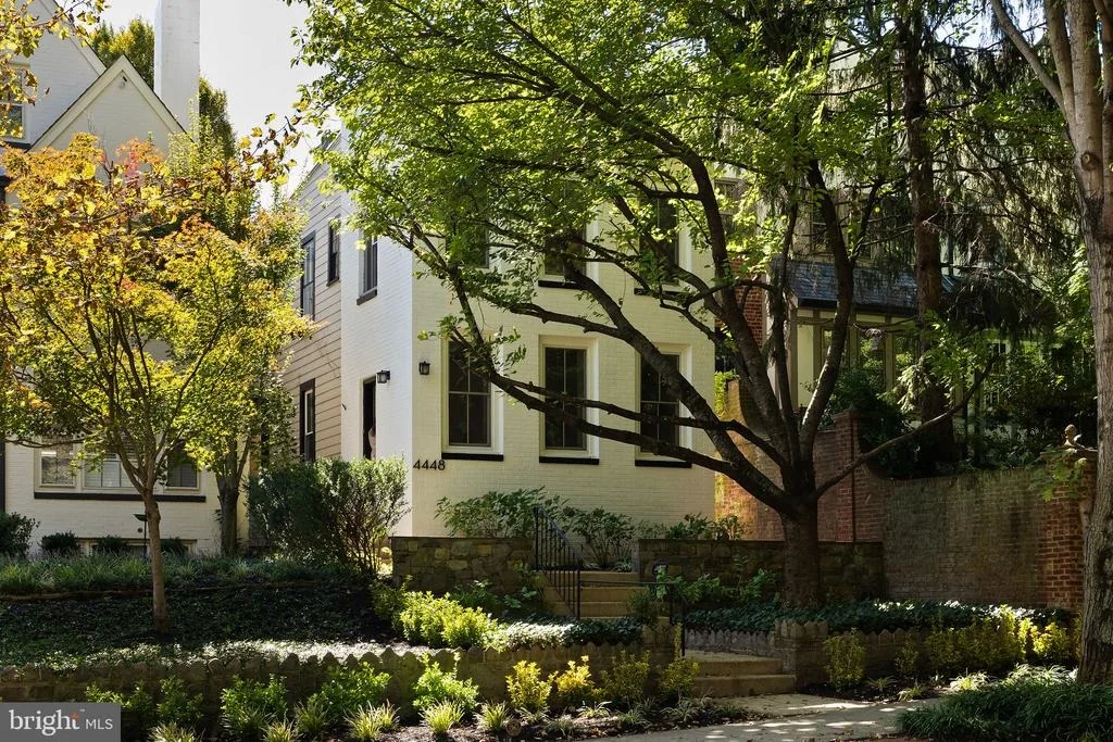 Photo of 4448 RESERVOIR ROAD NW