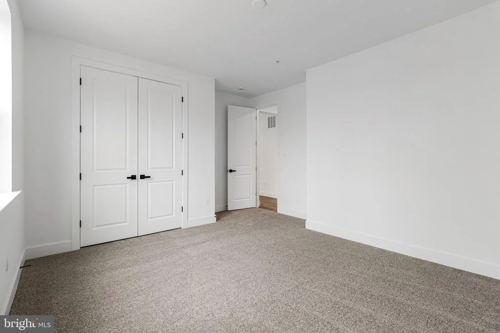 Photo of 2000 ARAM DRIVE