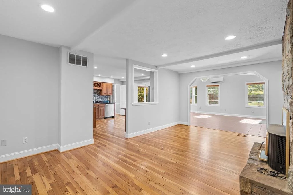 Photo of 14221 NORTHWYN DRIVE