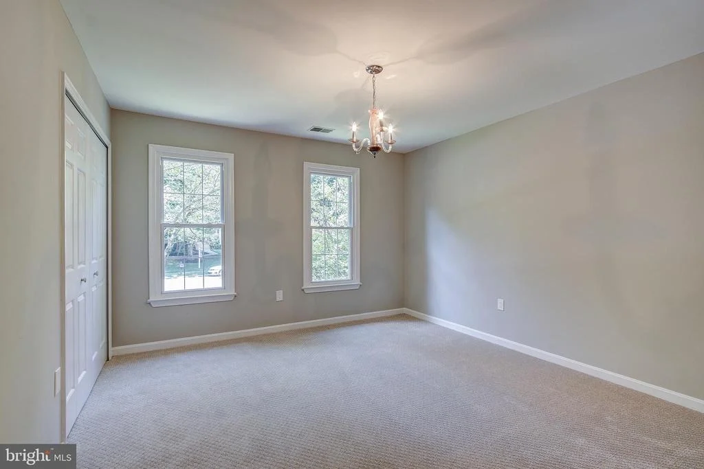 Photo of 7109 LONG VIEW ROAD