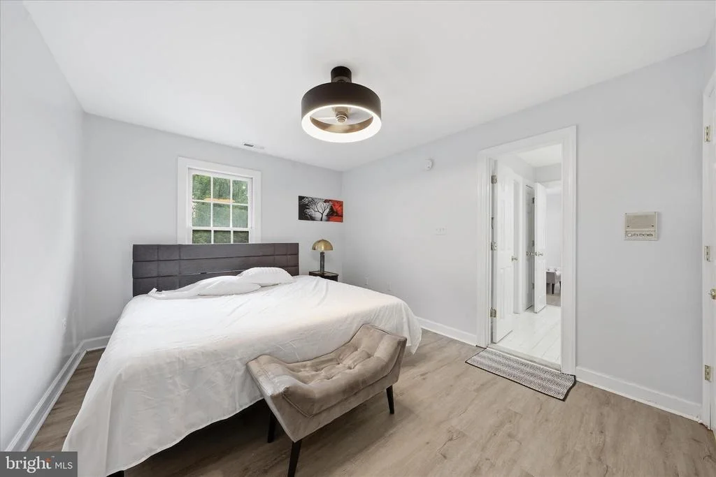 Photo of 6135 FIELDCREST COURT