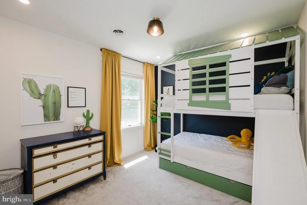 Photo of 2056 CHAPEL ROAD