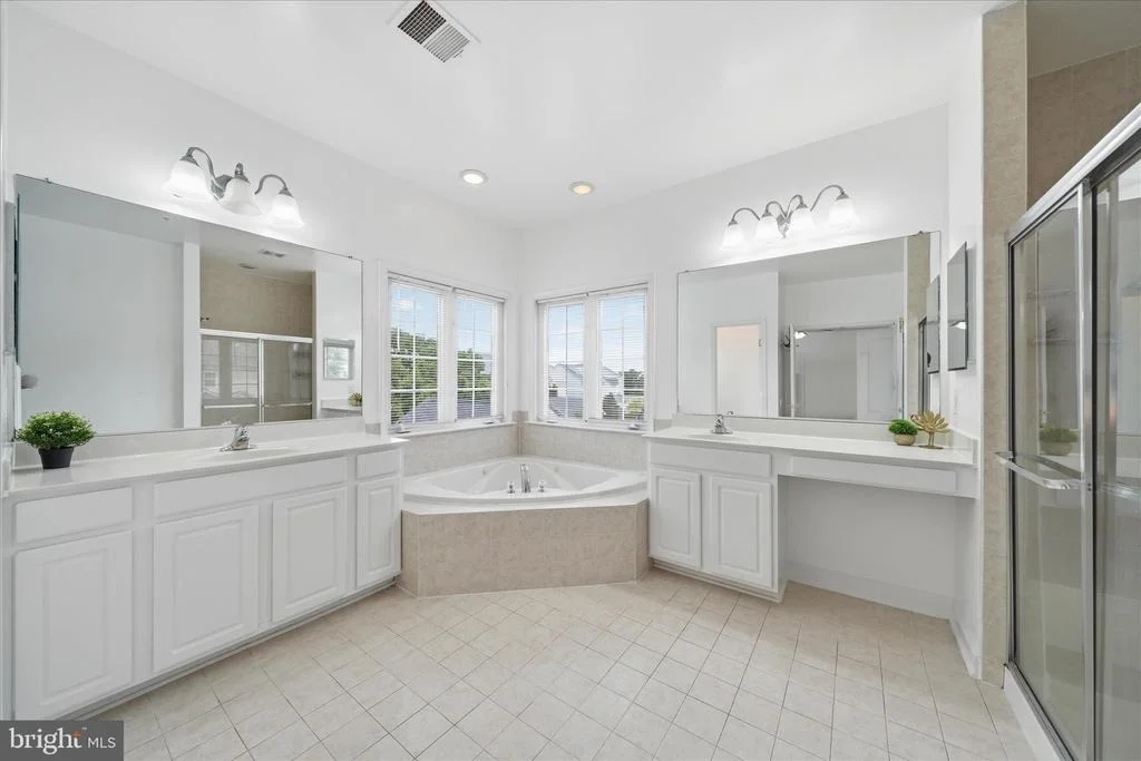 Photo of 23121 FREDERICK ROAD