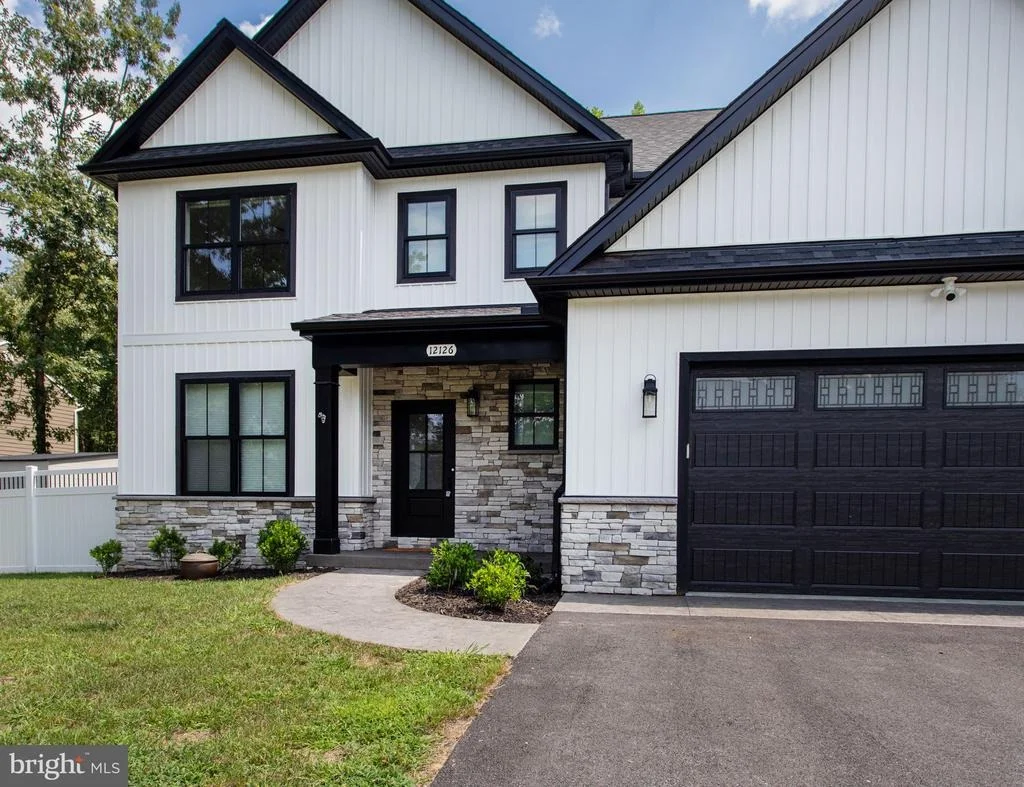 Photo of 12126 RIVERVIEW DRIVE