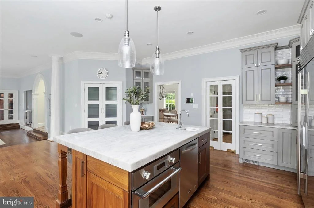 Photo of 4115 40TH PLACE N