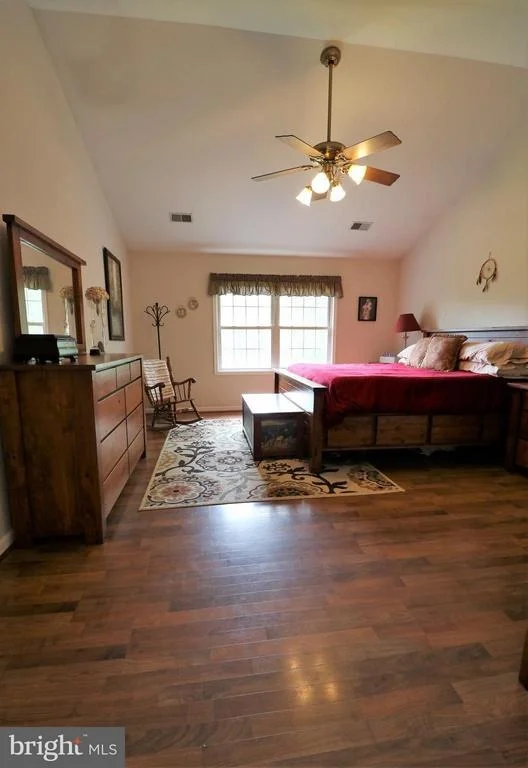 Photo of 4690 YOUNG ROAD