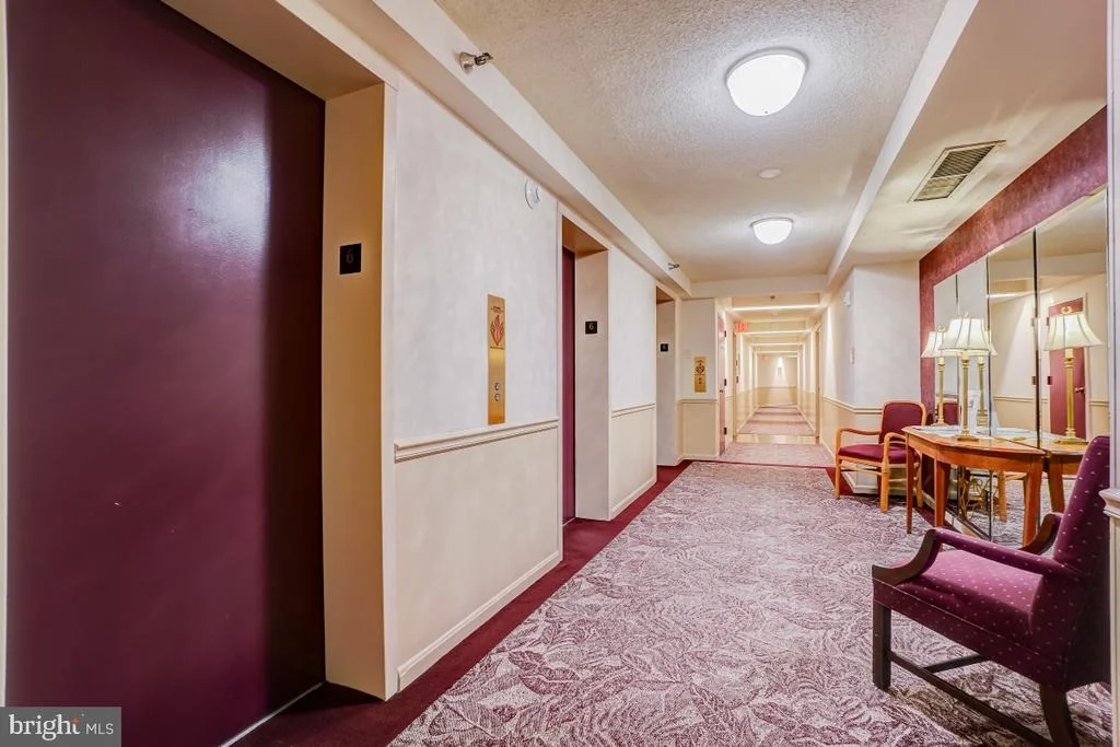 Photo of Unit 1625 at 15101 INTERLACHEN DRIVE
