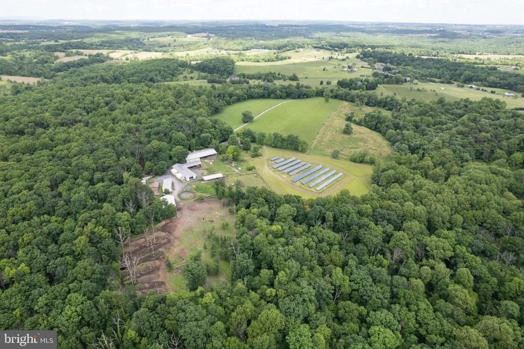Photo of 16120 BARNESVILLE ROAD