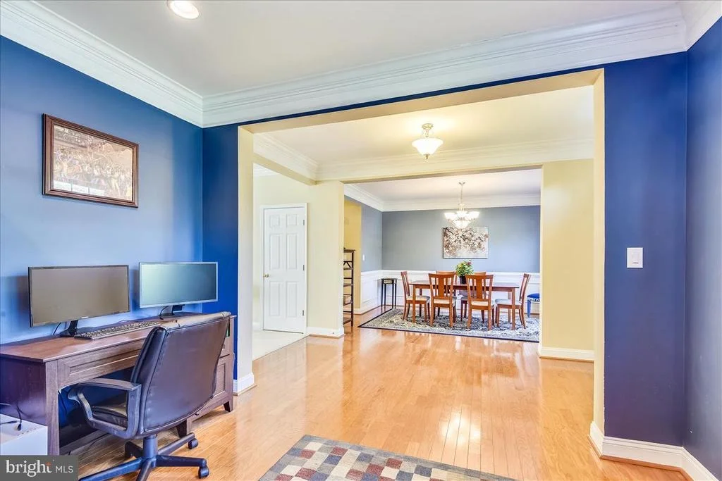 Photo of 25861 SPRING FARM CIRCLE