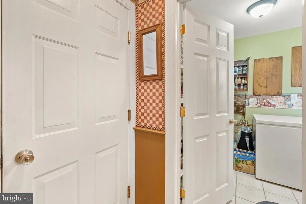 Photo of 7075 JASPER DRIVE