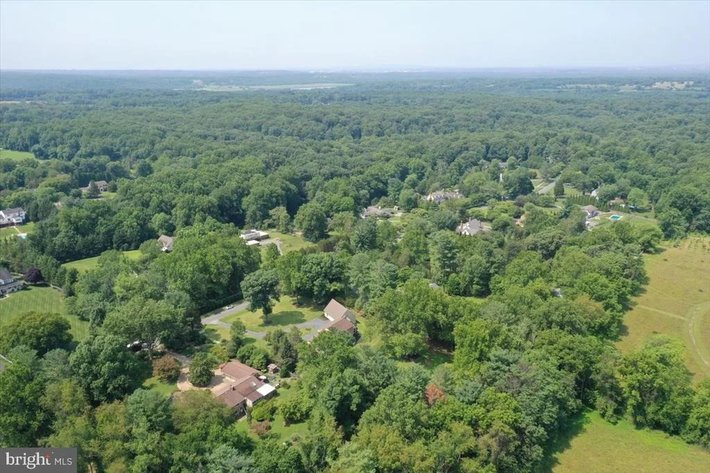 Photo of 14811 SPRINGFIELD ROAD