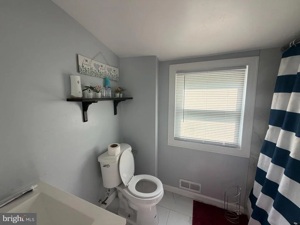 Photo of 6809 LOU LANE