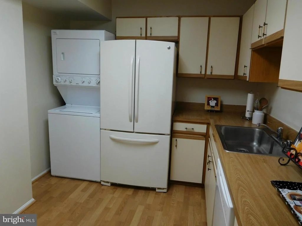Photo of Unit 1201 at 15101 INTERLACHEN DRIVE