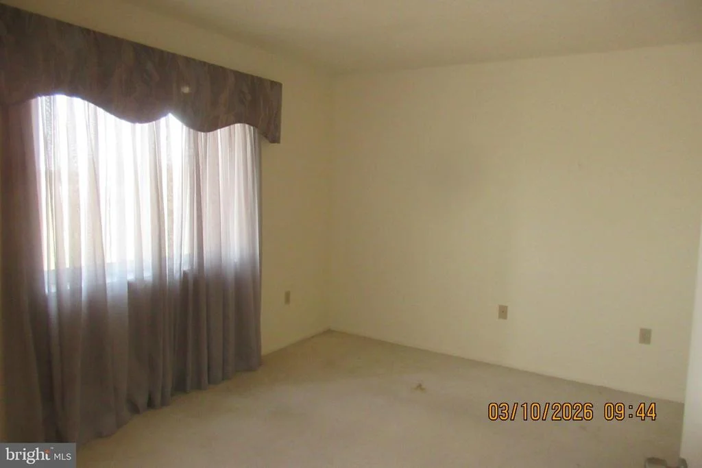 Photo of Unit 1806 at 15101 INTERLACHEN DRIVE