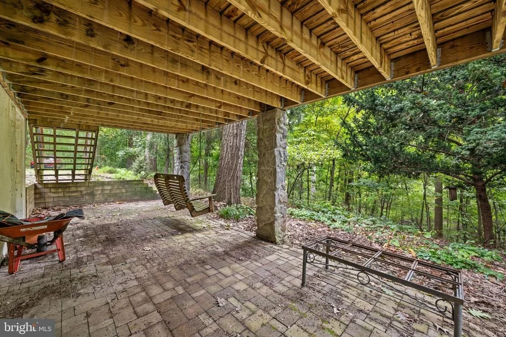 Photo of 502 SILVER RUN VALLEY ROAD
