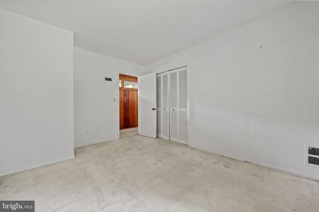 Photo of 2 BUTTONWOOD LANE