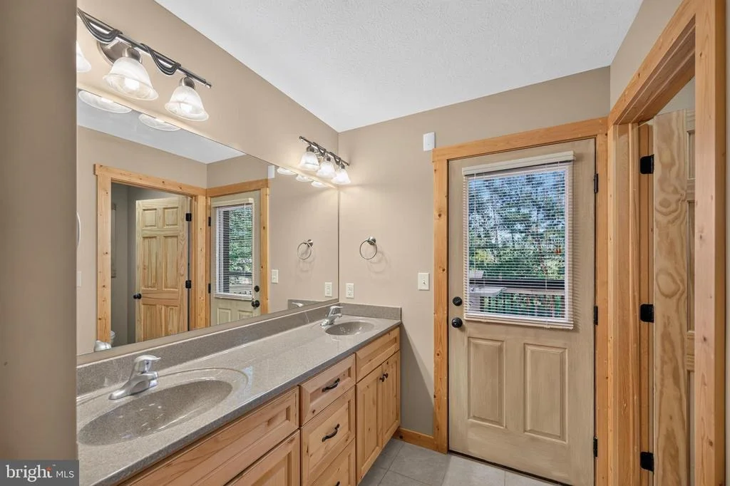 Photo of 14 VICKIE WAY