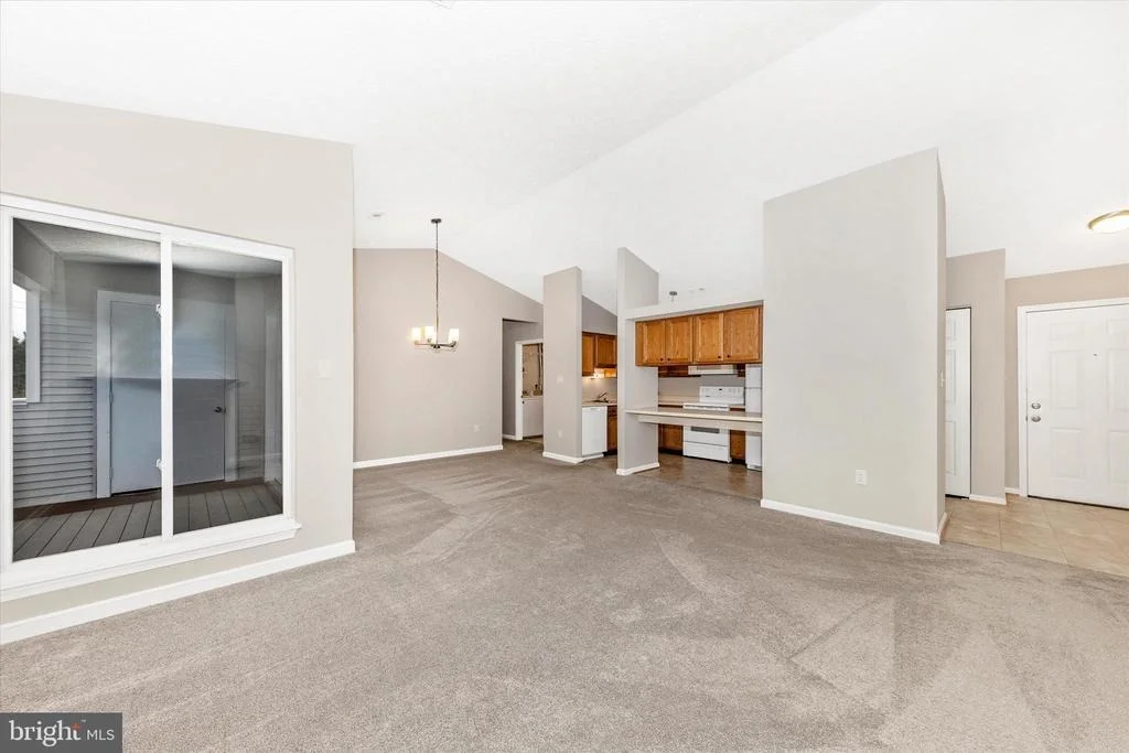 Photo of Unit 2C at 2149 WAINWRIGHT COURT
