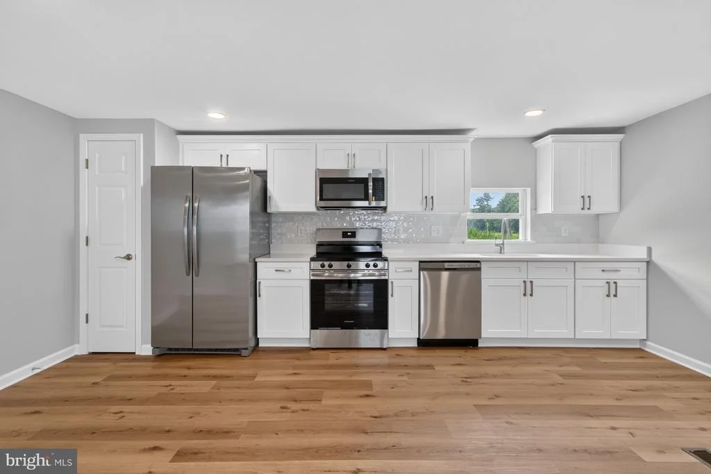 Photo of 33301 MURRAY ROAD