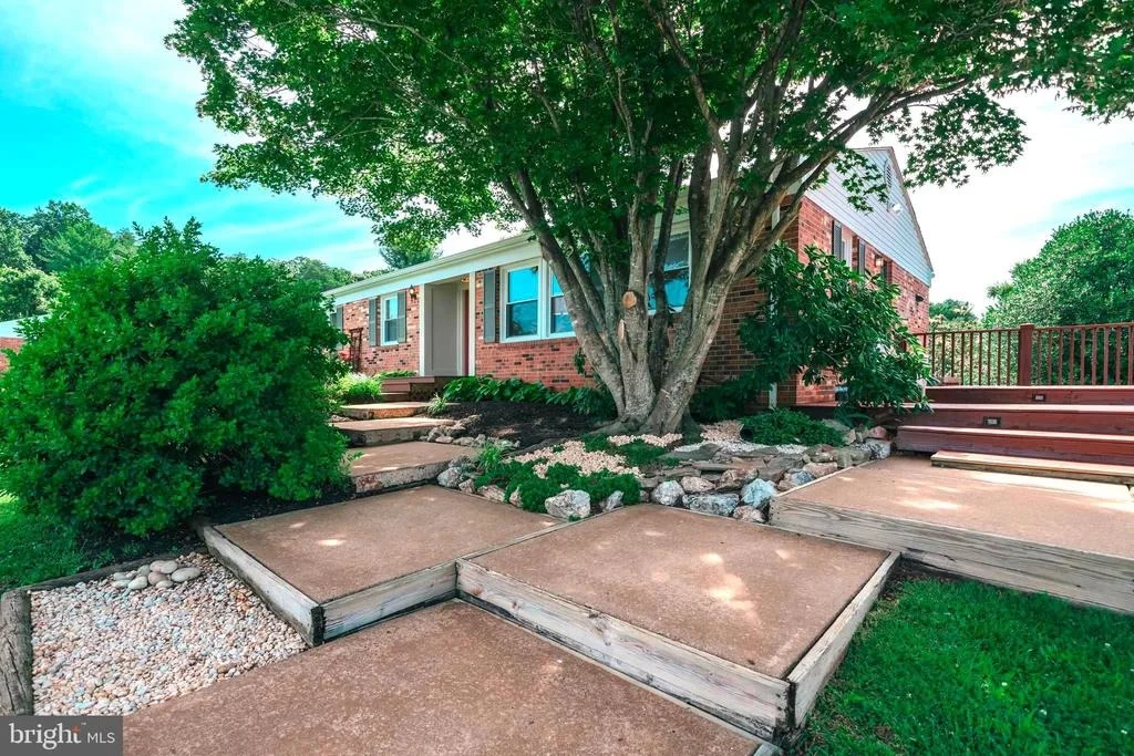 Photo of 230 BLANKENBAKER ROAD