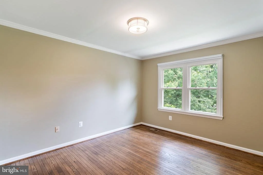 Photo of 15541 BAILEYS LANE