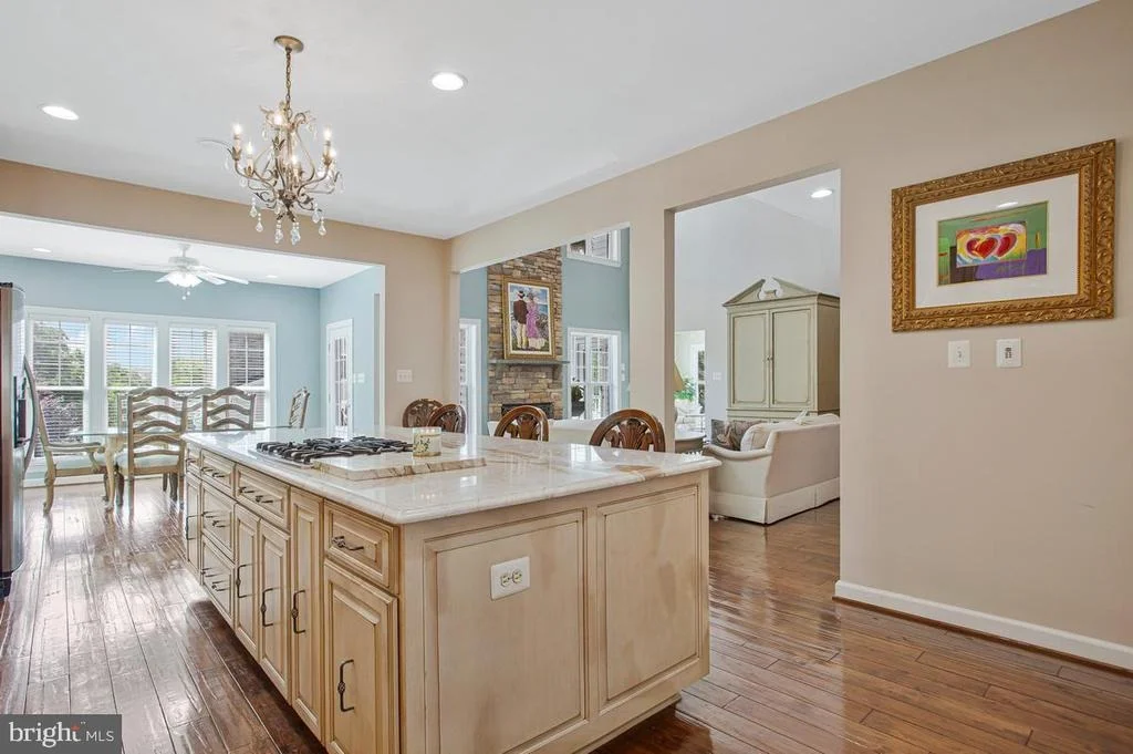 Photo of 905 CORNELL AVENUE