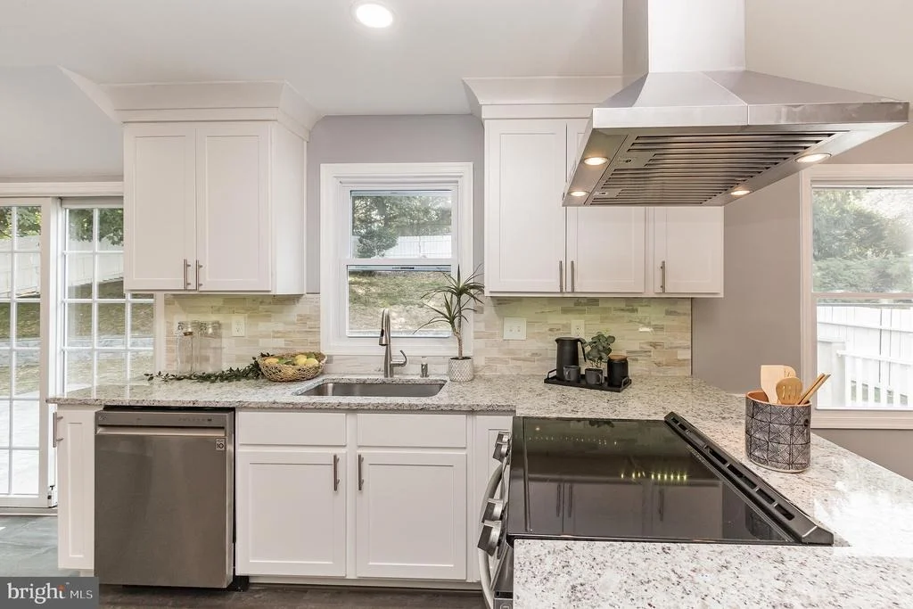 Photo of 18121 BILNEY DRIVE
