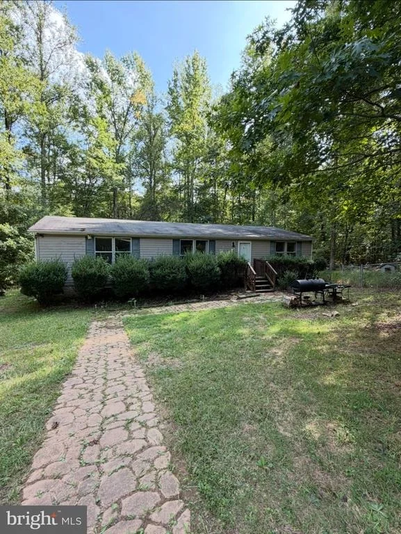 Photo of 11016 FOREST HOLLOW DRIVE