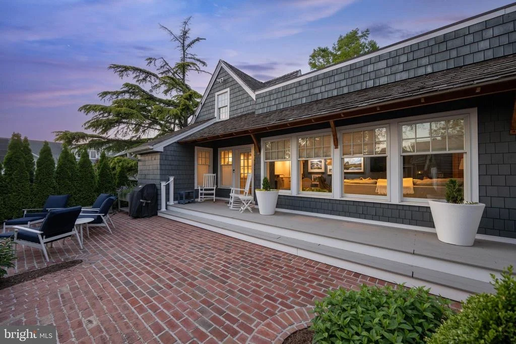 Photo of 410 PILOTTOWN ROAD