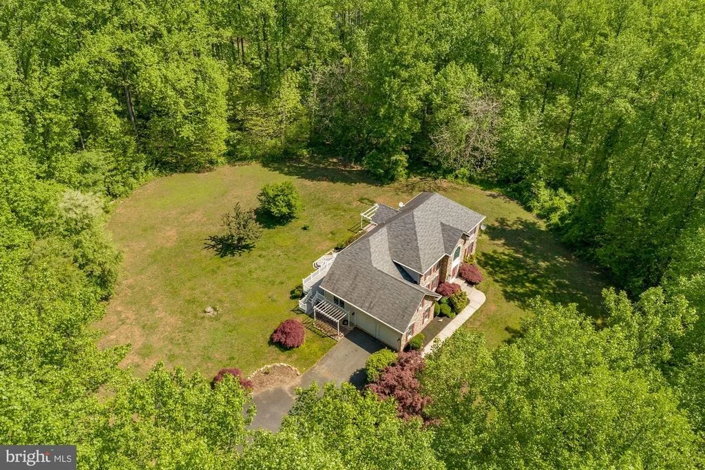 Photo of 1105 THOMPSON WAY